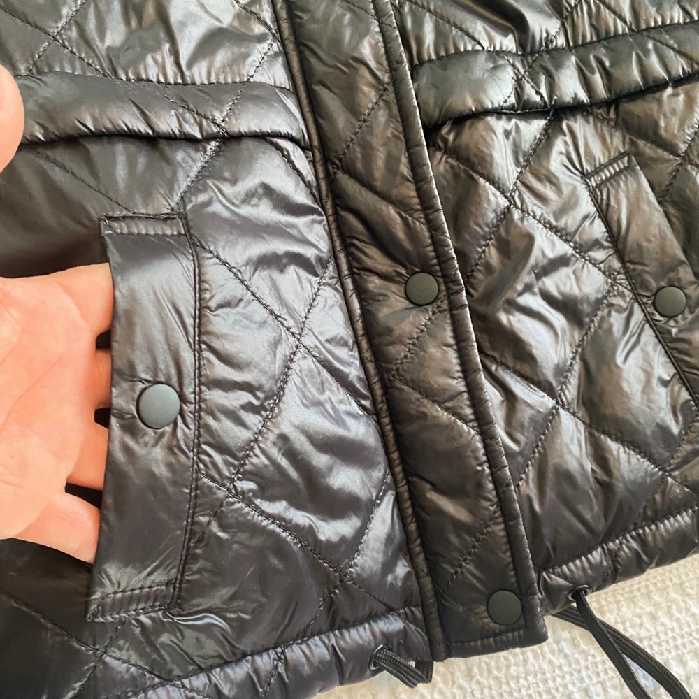 Divided Quilted Light Jacket - image 4